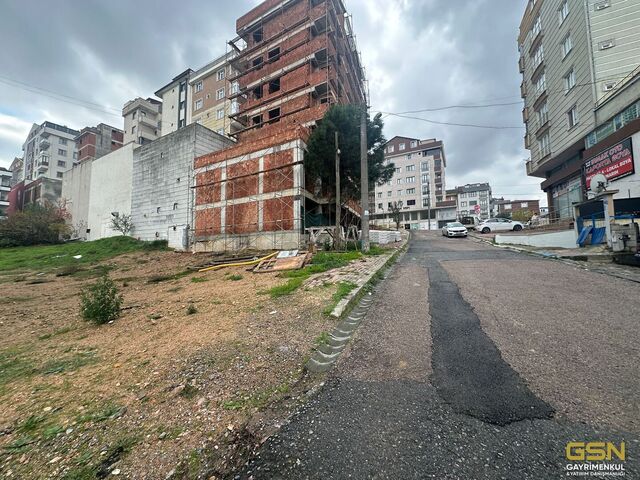 5-GSN GAYRİMENKULDEN MUHAMMER AKSOY DA 300M2 KİRALIK ARSA